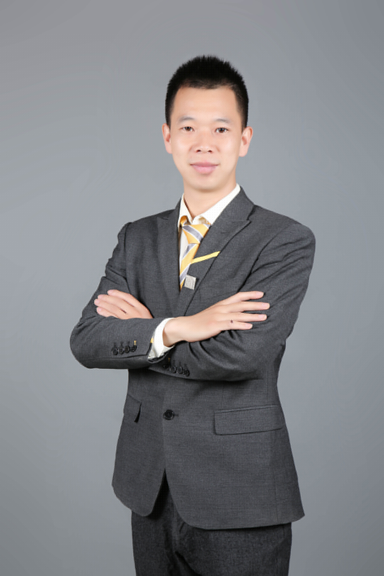 區域總監張亞南